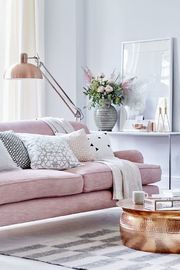 chic+pastel+living+room.jpg